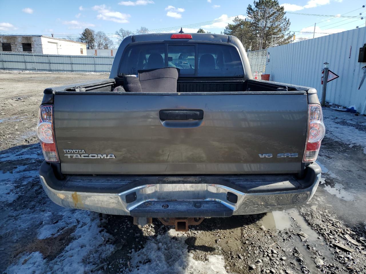 2014 Toyota Tacoma - Image 6
