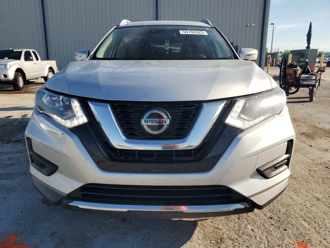 KNMAT2MT8KP527094 Nissan Rogue 2019. Фото: 4