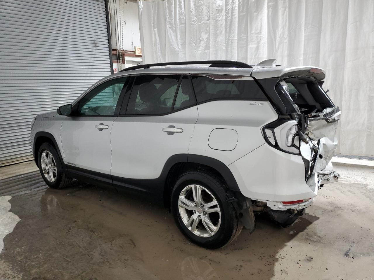 2020 GMC Terrain - Image 2