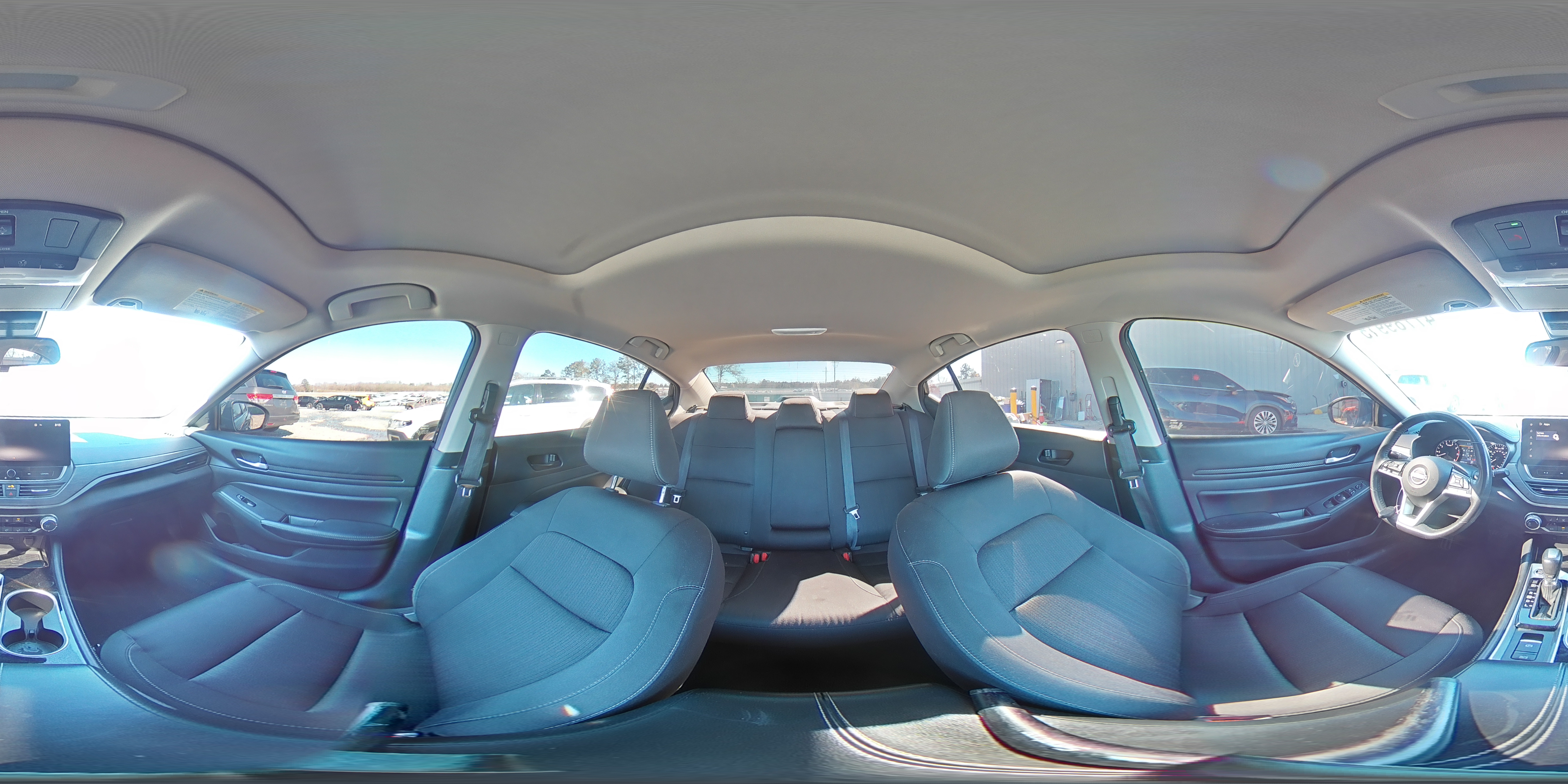 2024 Nissan Altima - Image 13