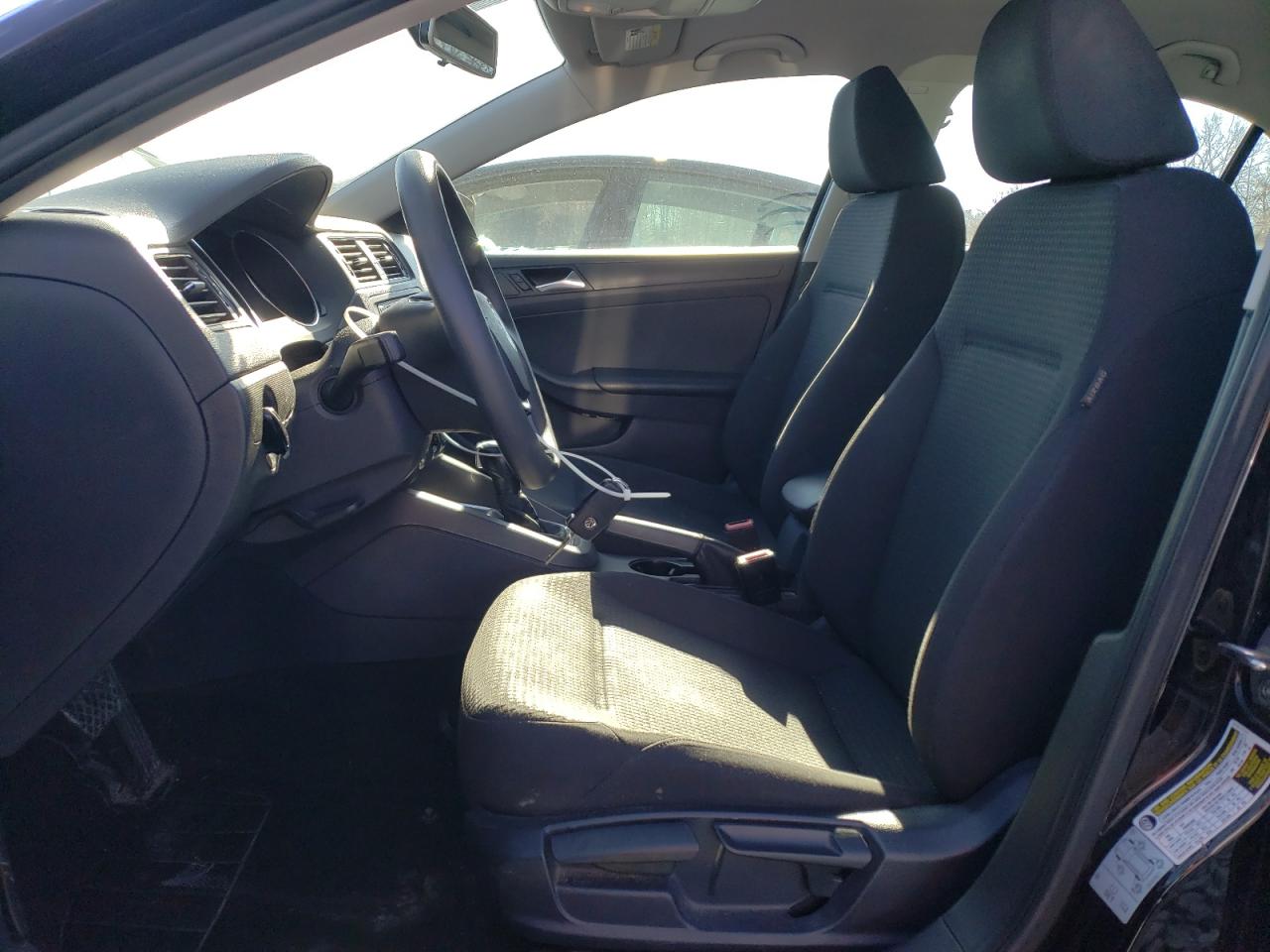 2016 Volkswagen Jetta - Image 7