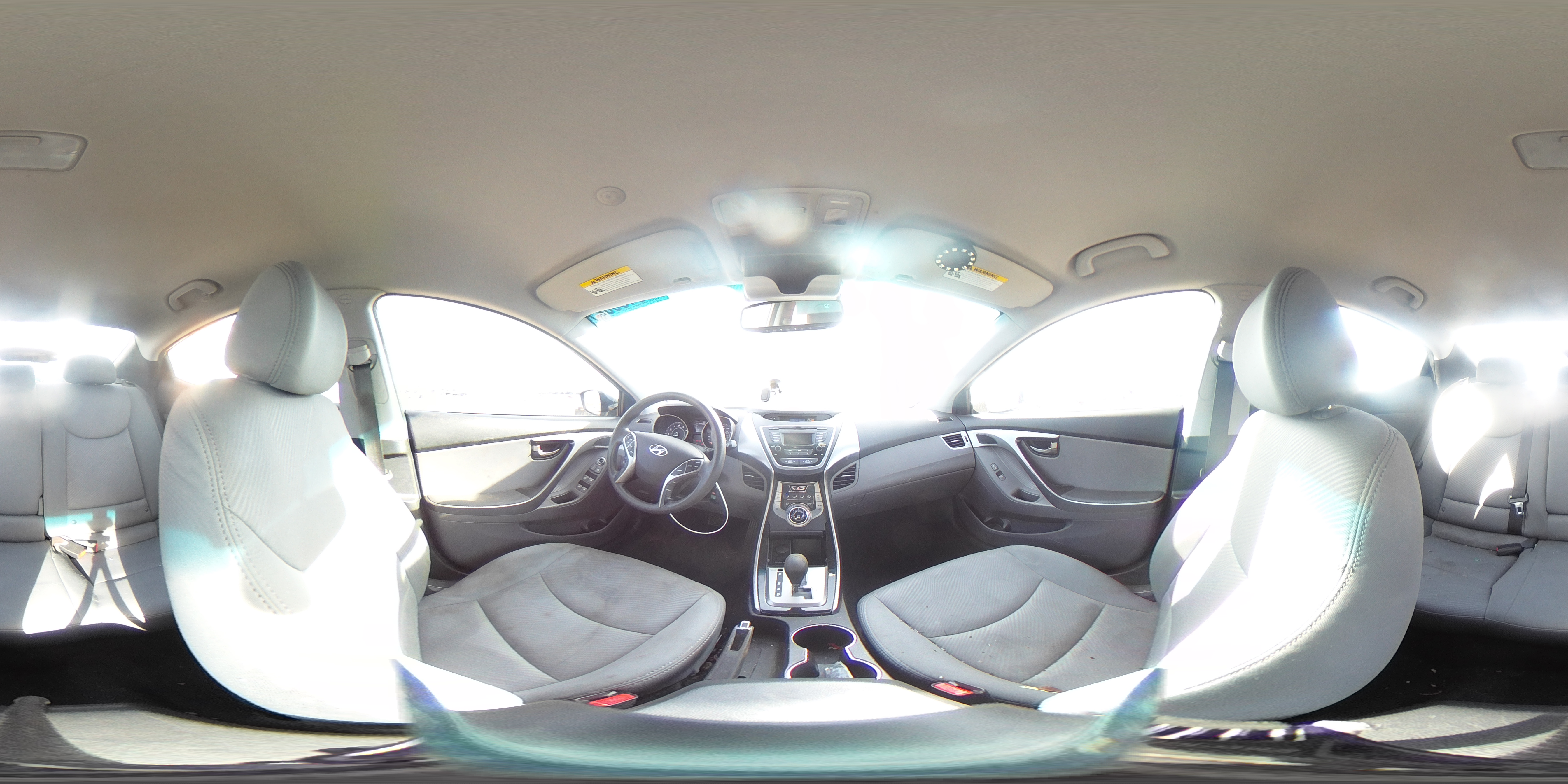 2013 Hyundai Elantra - Image 12