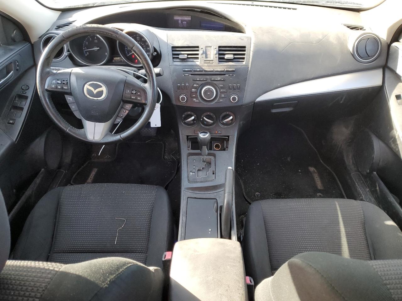 2012 Mazda 3 - Image 8