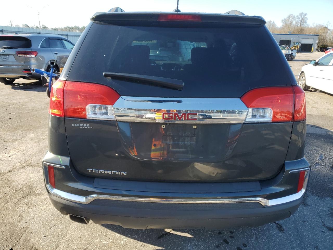 2017 GMC Terrain - Image 6