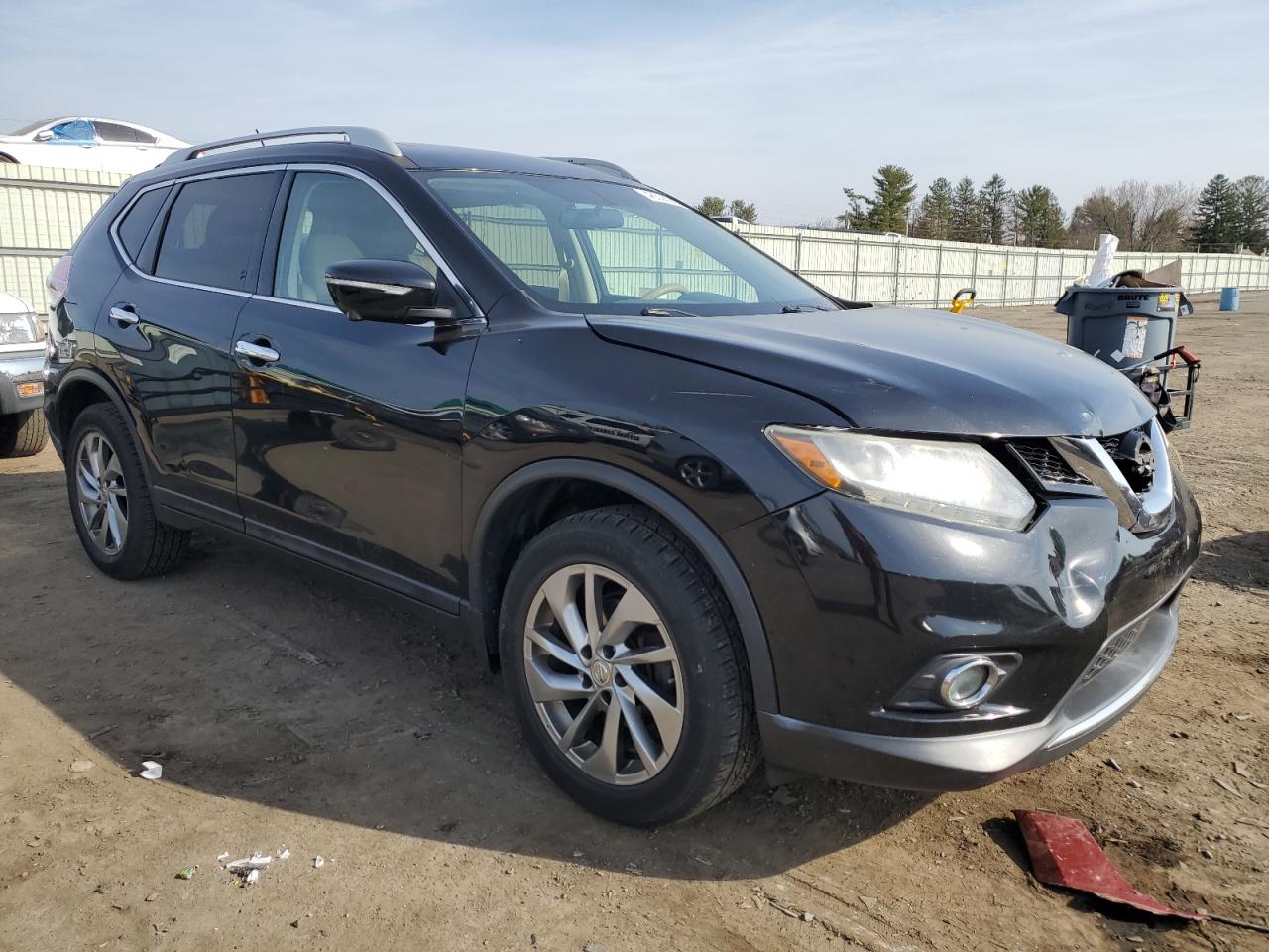 2014 Nissan Rogue - Image 4
