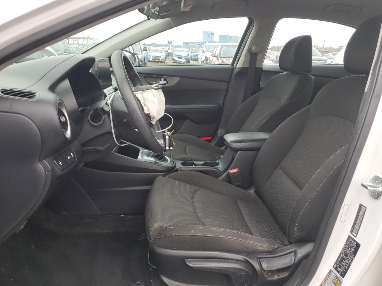 2021 Kia Forte - Image 7