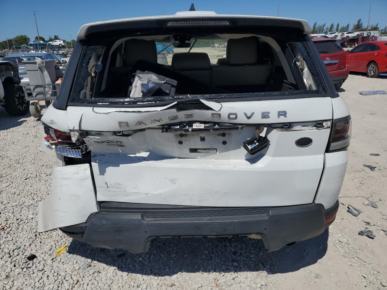 2017 Land Rover Range Rover - Image 6