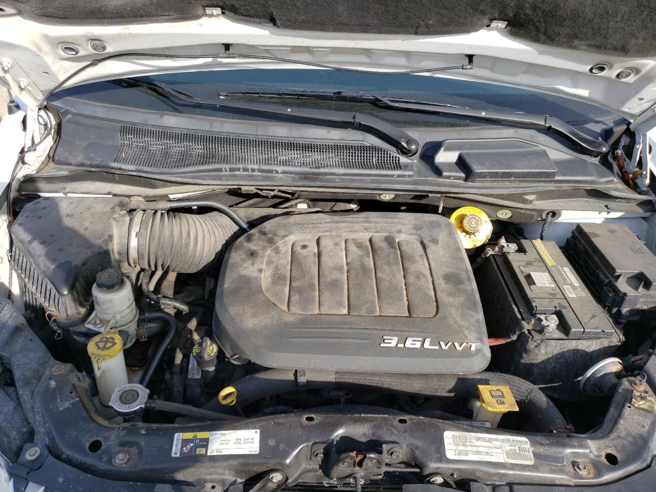 2017 Dodge Caravan - Image 12