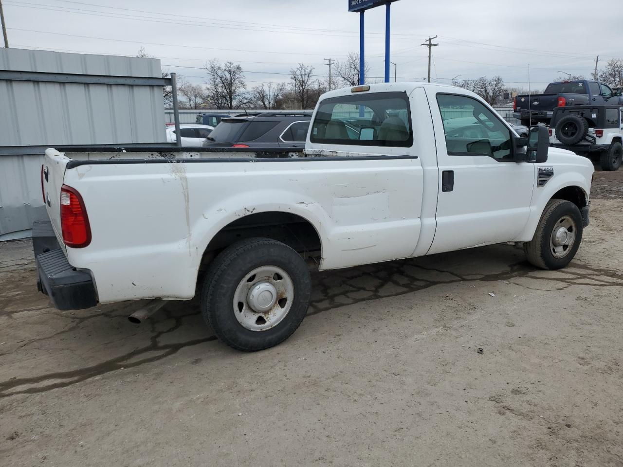 2008 Ford F250 - Image 3