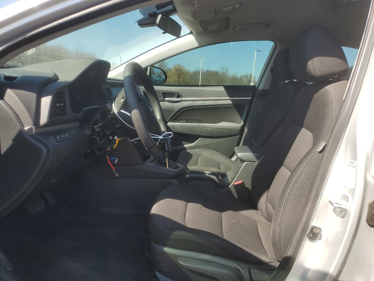 2020 Hyundai Elantra - Image 7