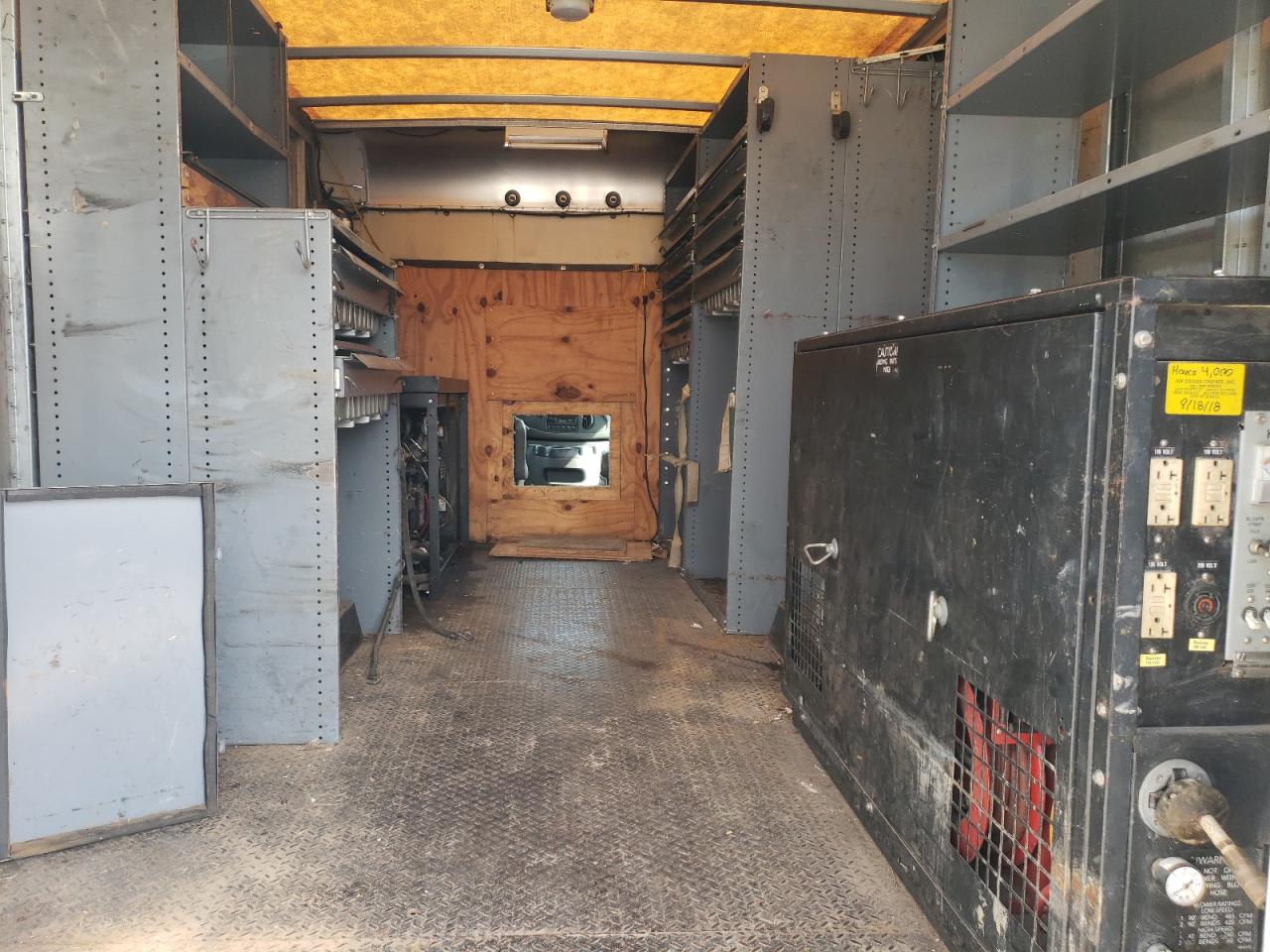 2008 Ford Econoline E450 Super Duty Cutaway Van VIN: 1FDXE45S08DB57903 Lot: 48893595