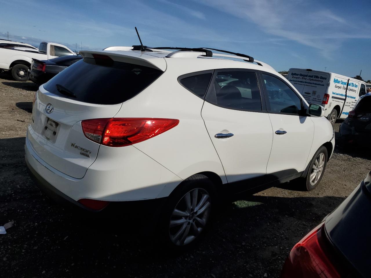 2013 Hyundai Tucson - Image 3