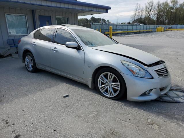  INFINITI Q40 2015 Серебристый
