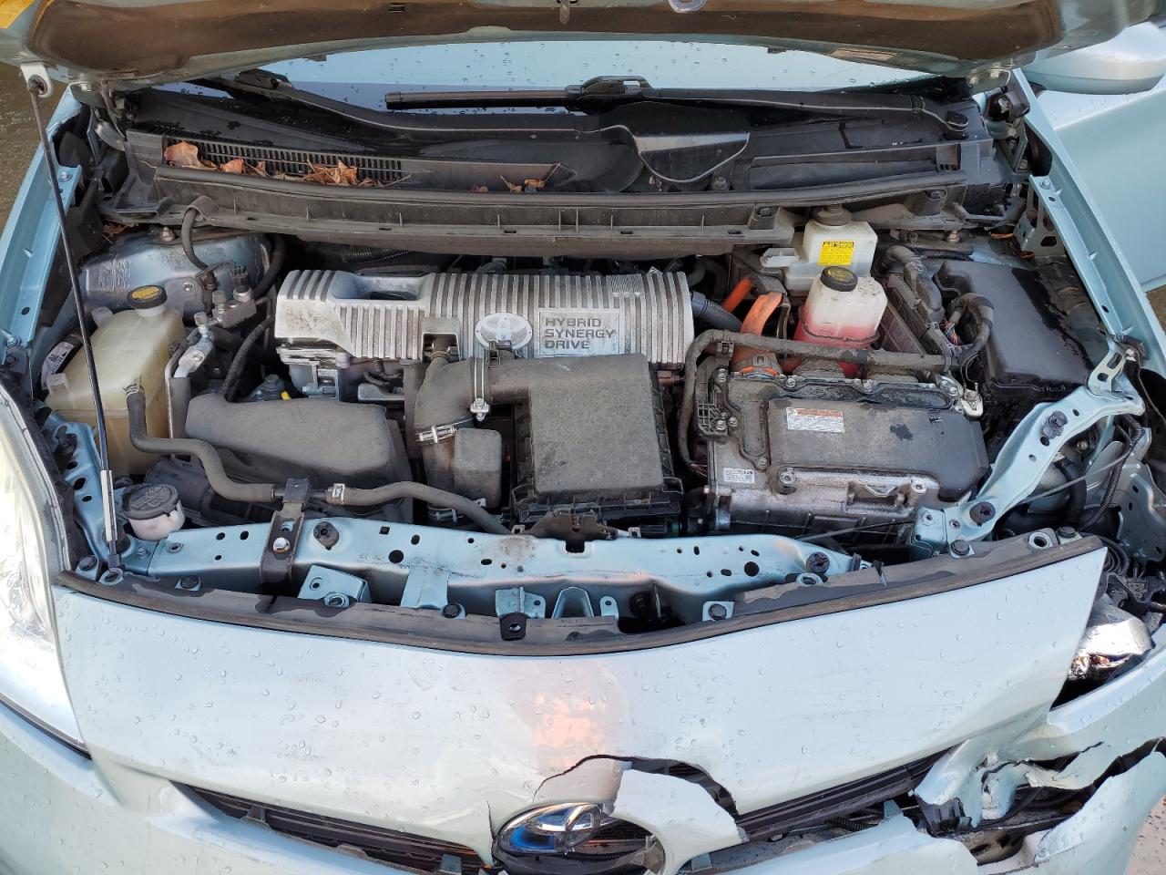 2013 Toyota Prius - Image 11