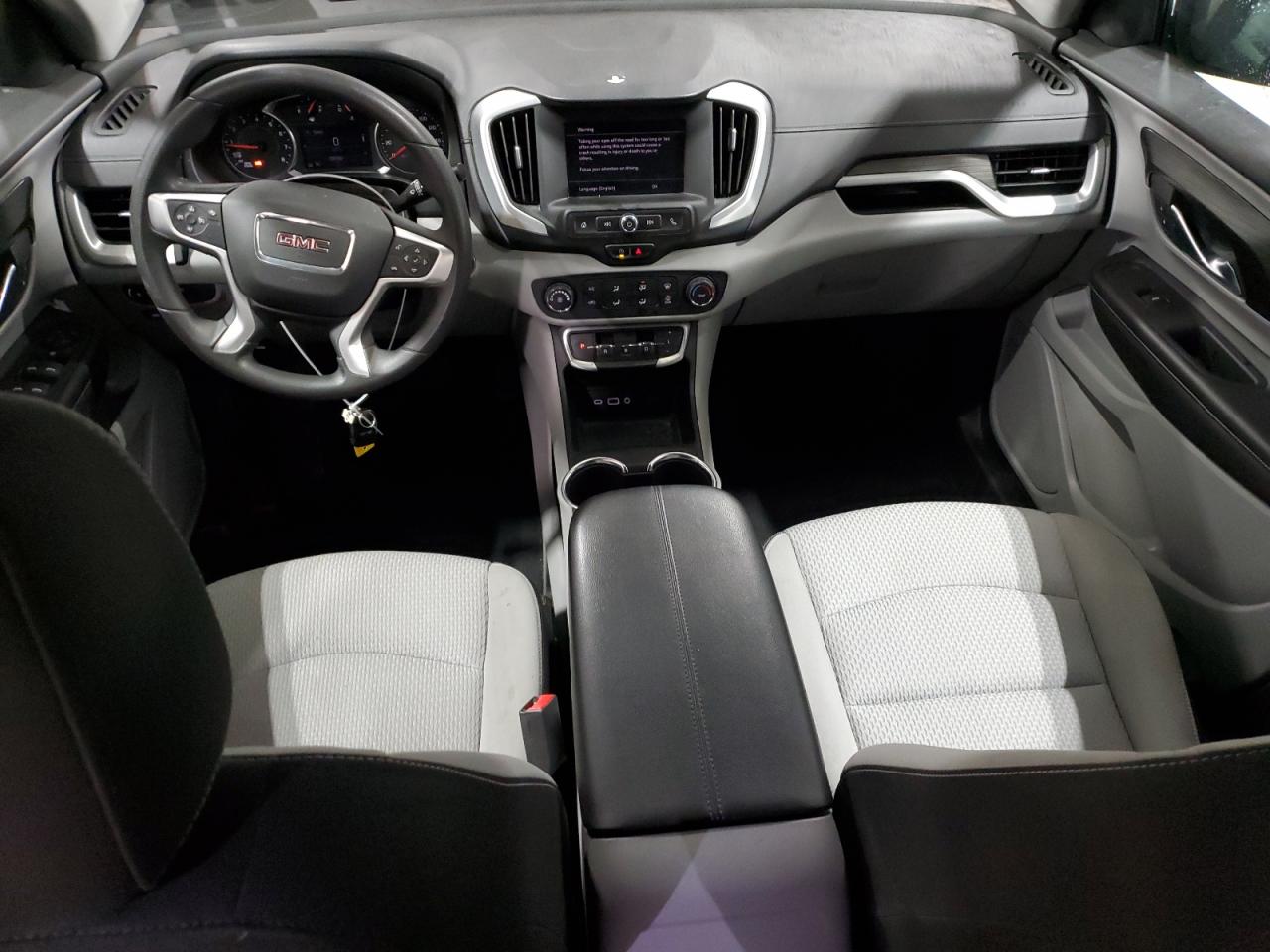 2022 GMC Terrain - Image 8