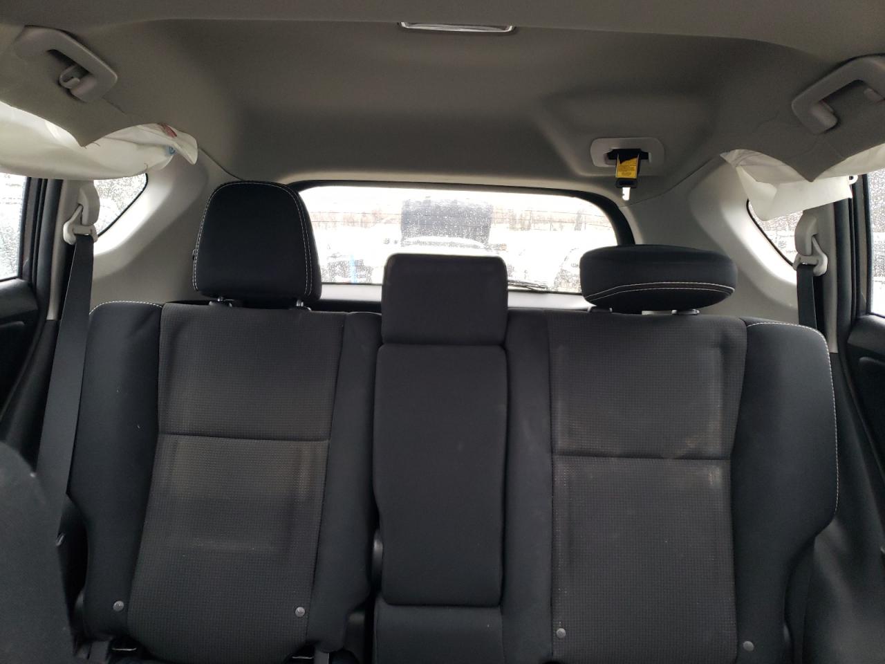 2017 Toyota RAV 4 - Image 10