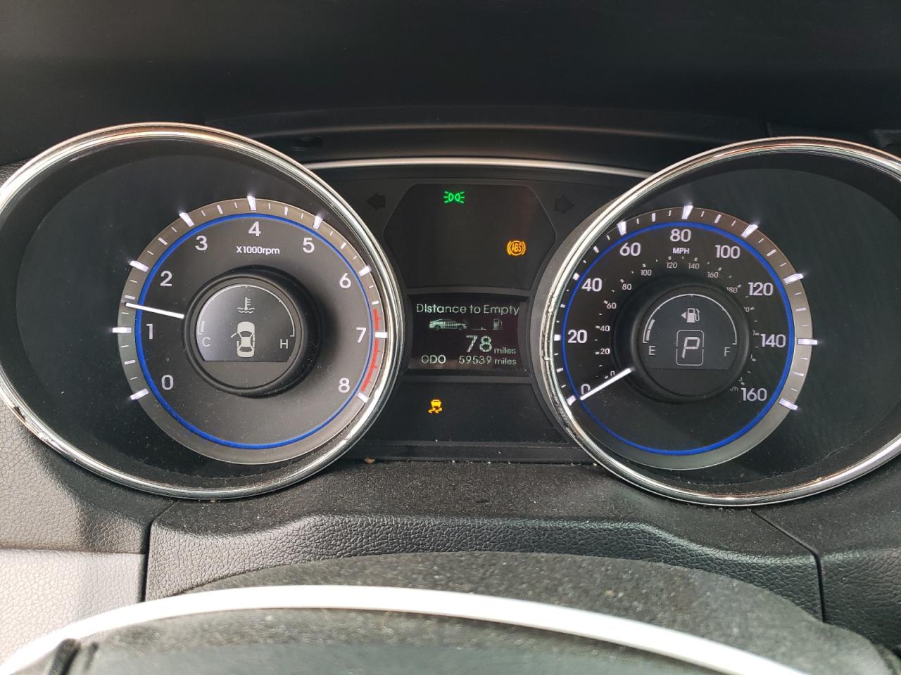 2014 Hyundai Sonata - Image 9
