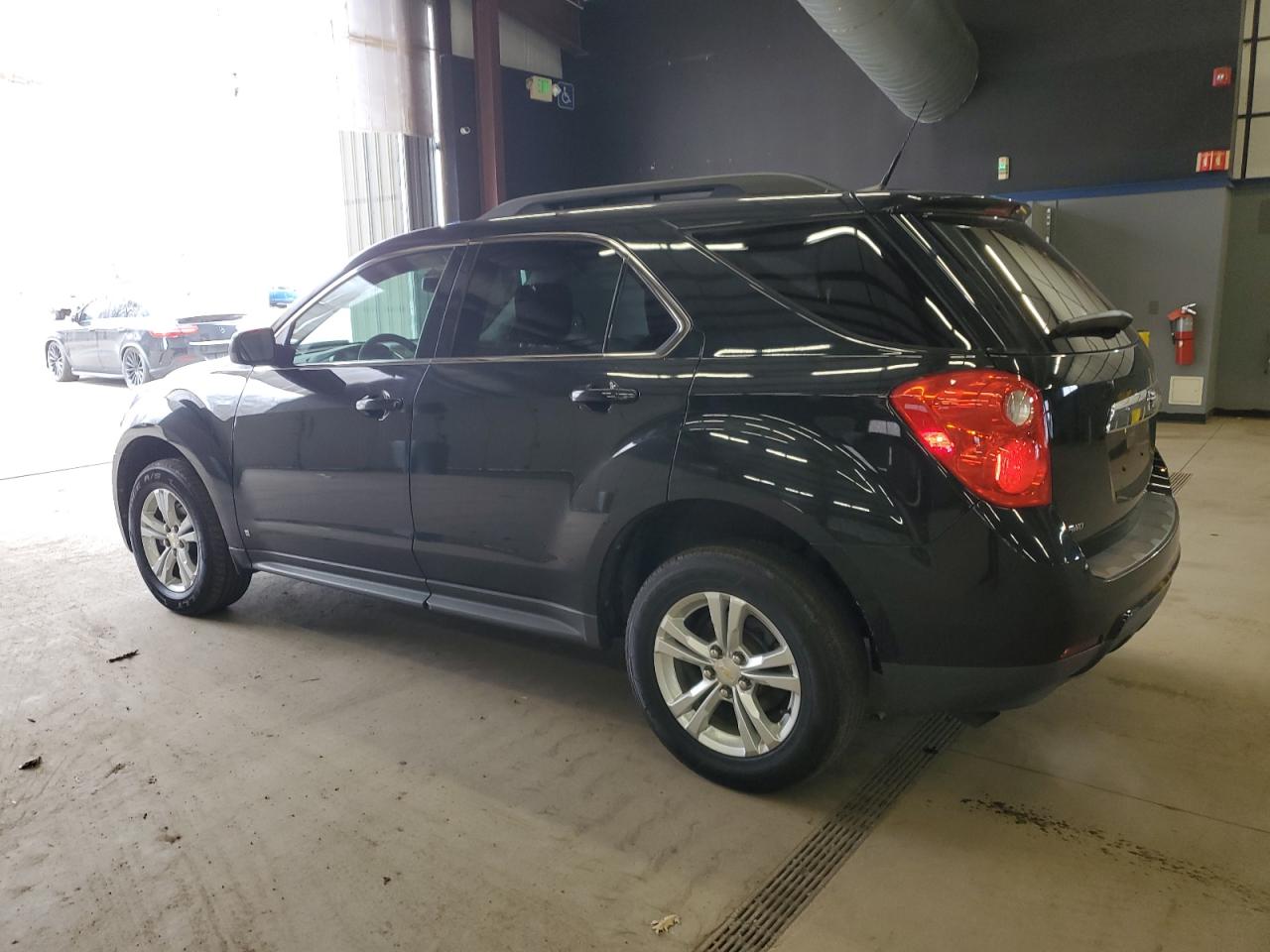 2010 Chevrolet Equinox - Image 2