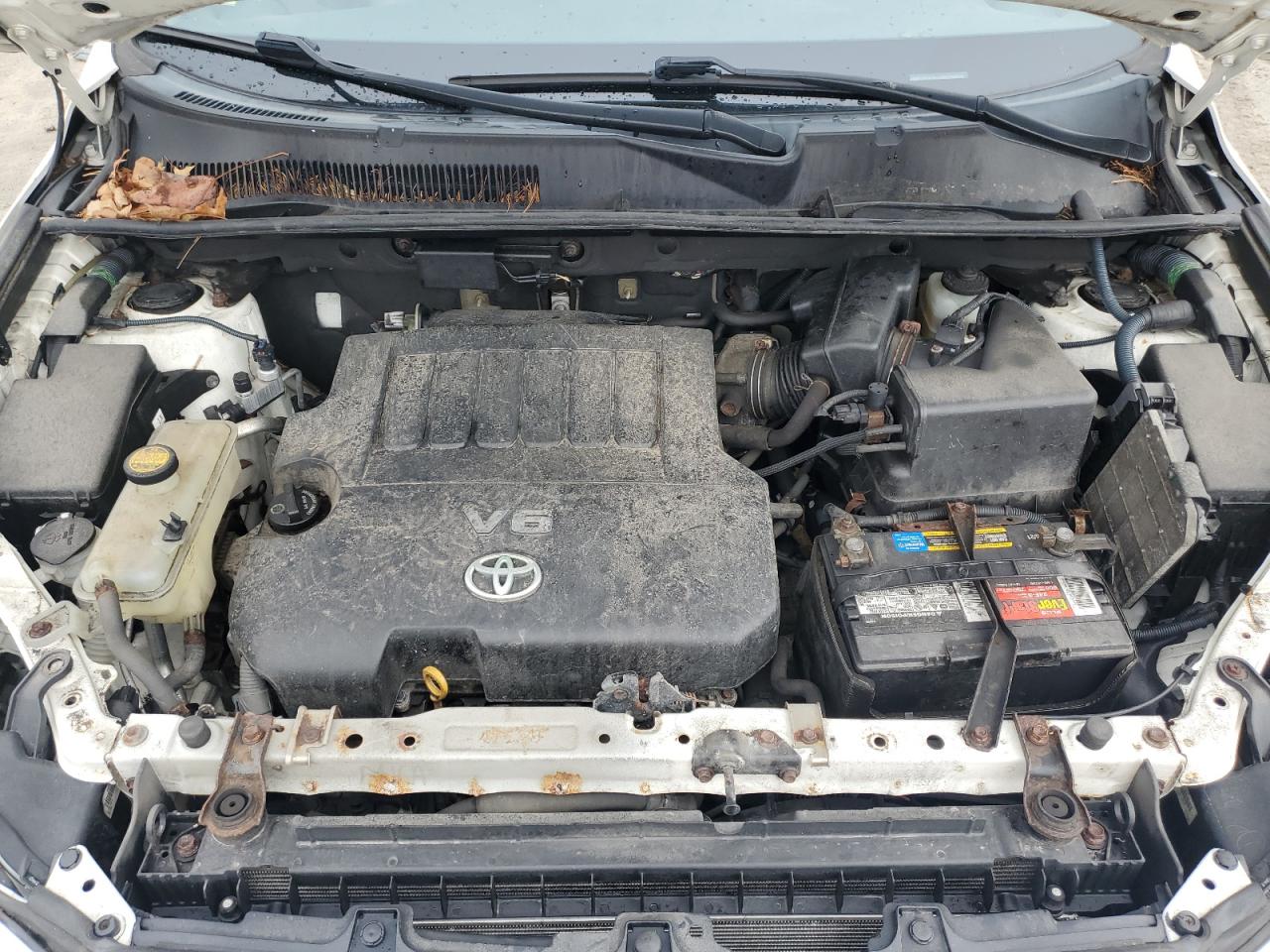 2012 Toyota RAV 4 - Image 12