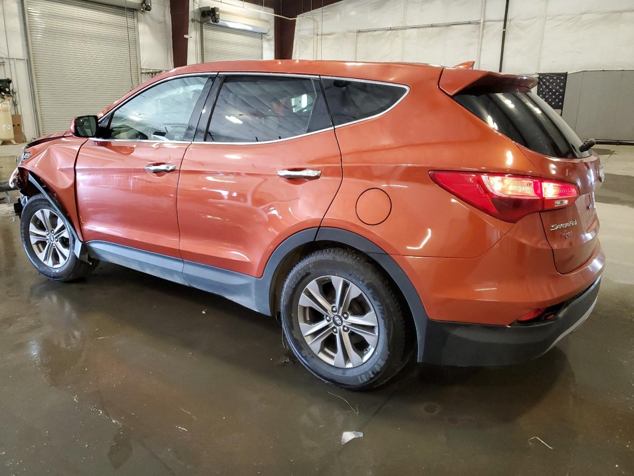 2015 Hyundai Santa Fe - Image 2