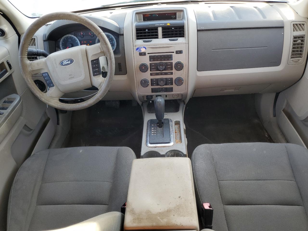 2010 Ford Escape - Image 8