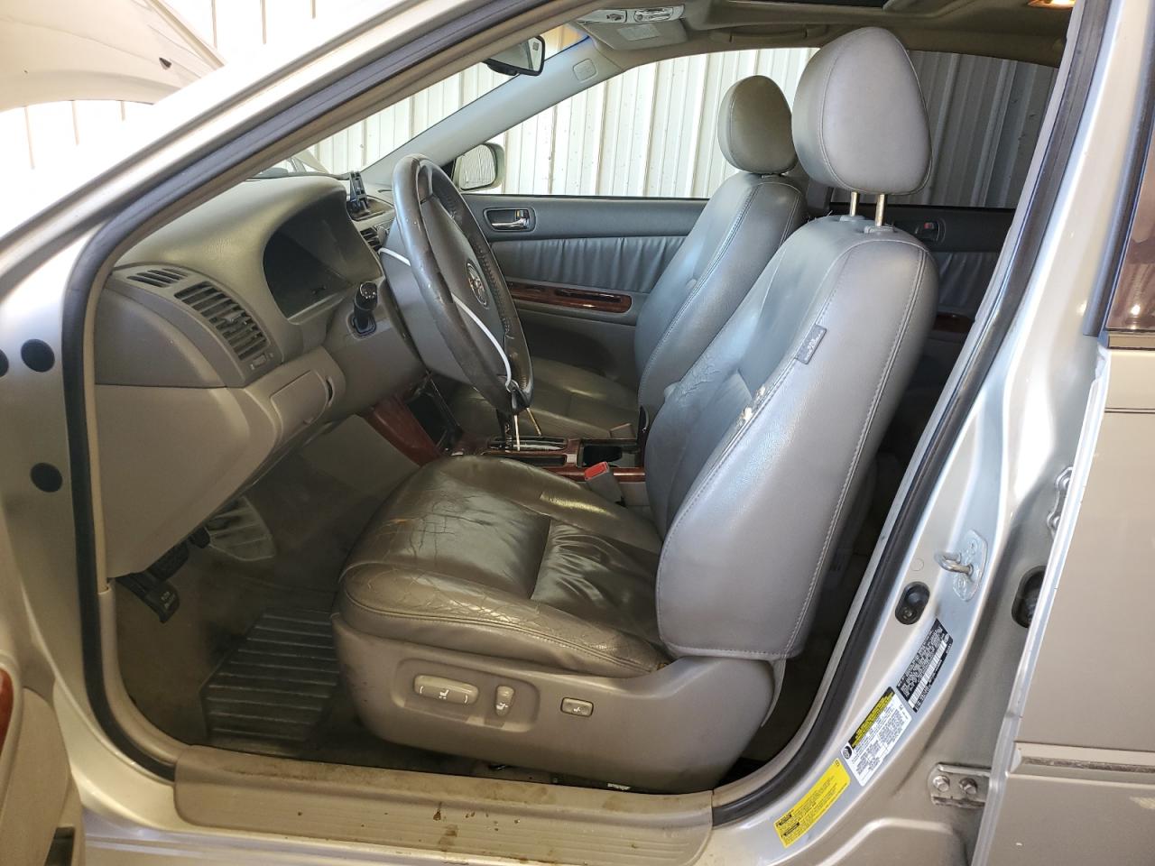 2006 Toyota Camry - Image 7