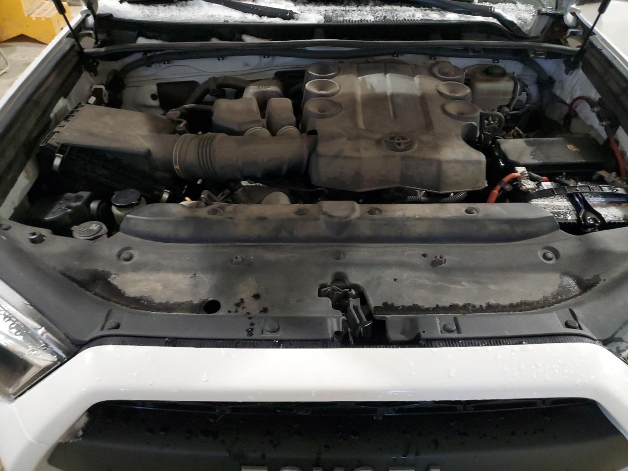 2016 Toyota 4Runner - Image 12