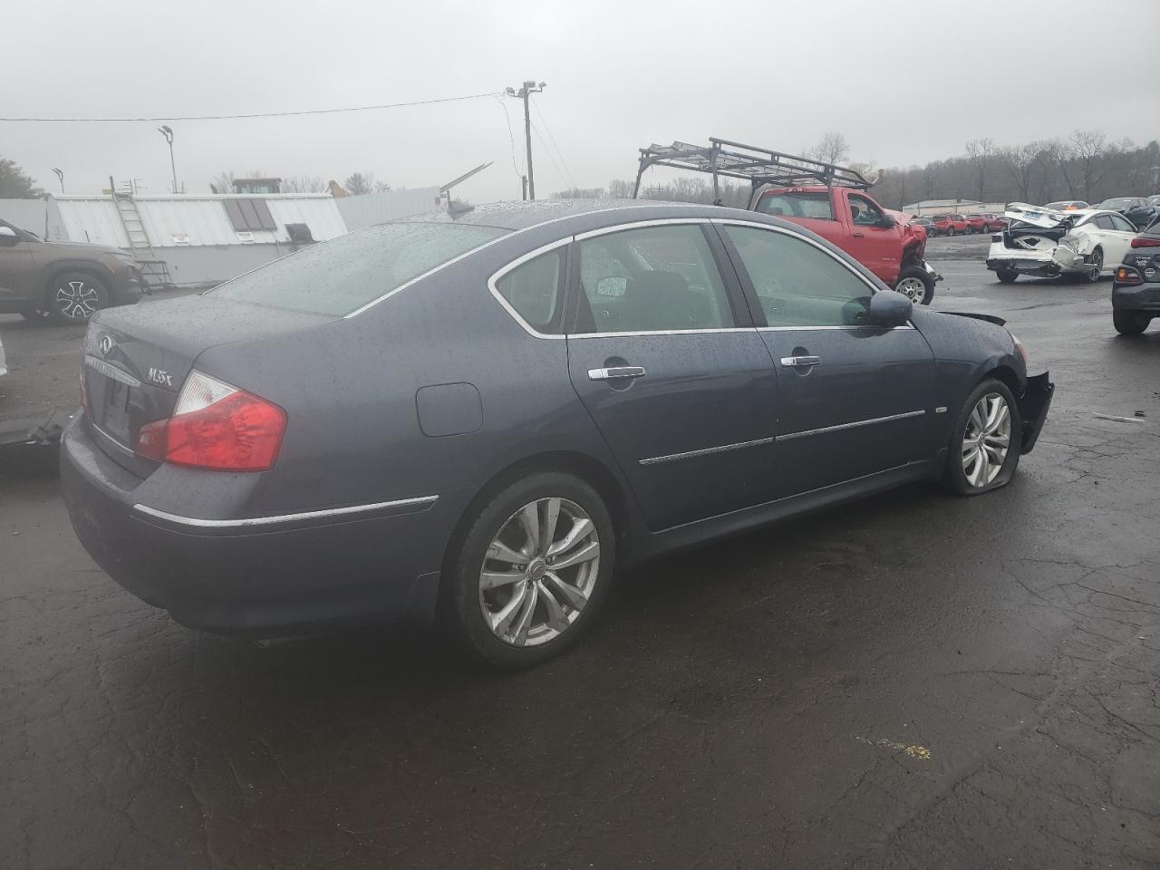 2009 Infiniti M - Image 3
