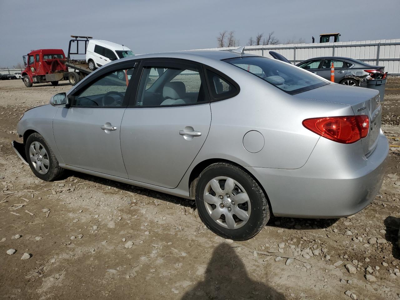 2009 Hyundai Elantra - Image 2