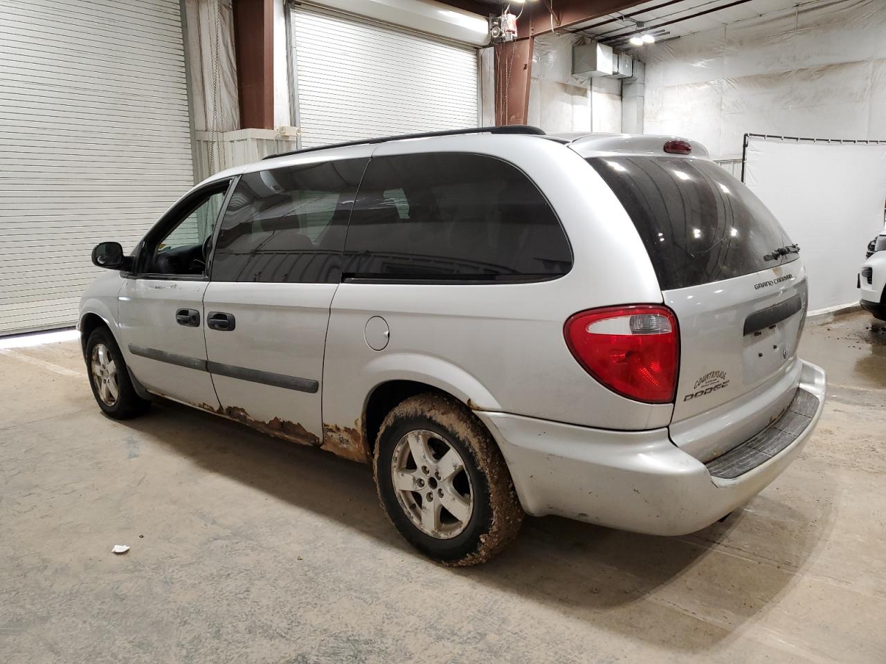 2007 Dodge Caravan - Image 2