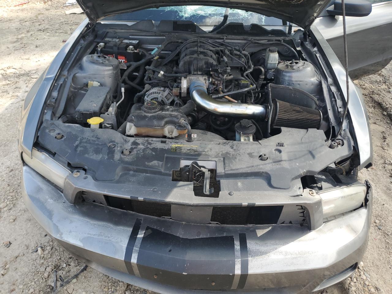 2010 Ford Mustang - Image 11