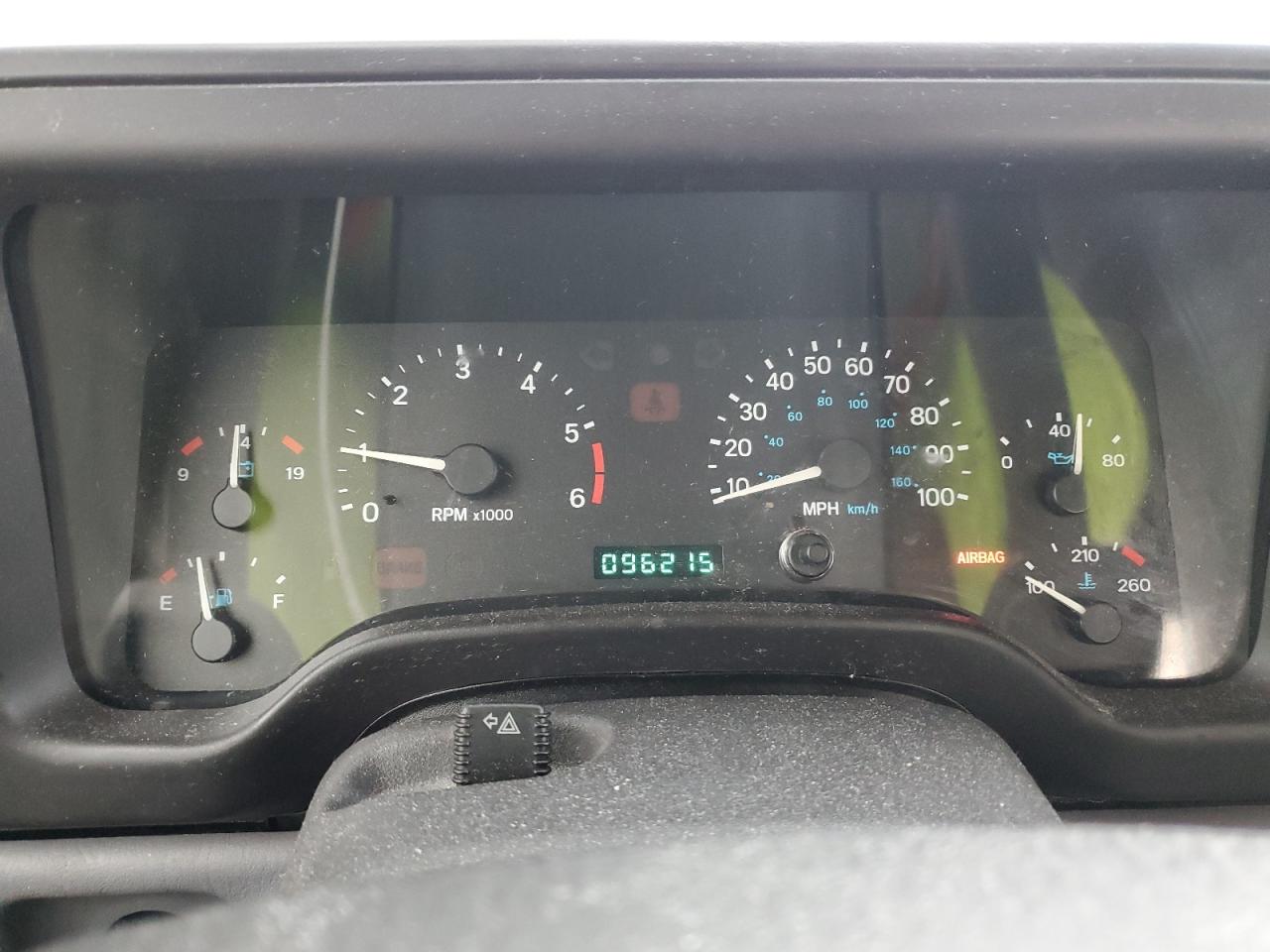 1998 Jeep Wrangler - Image 9