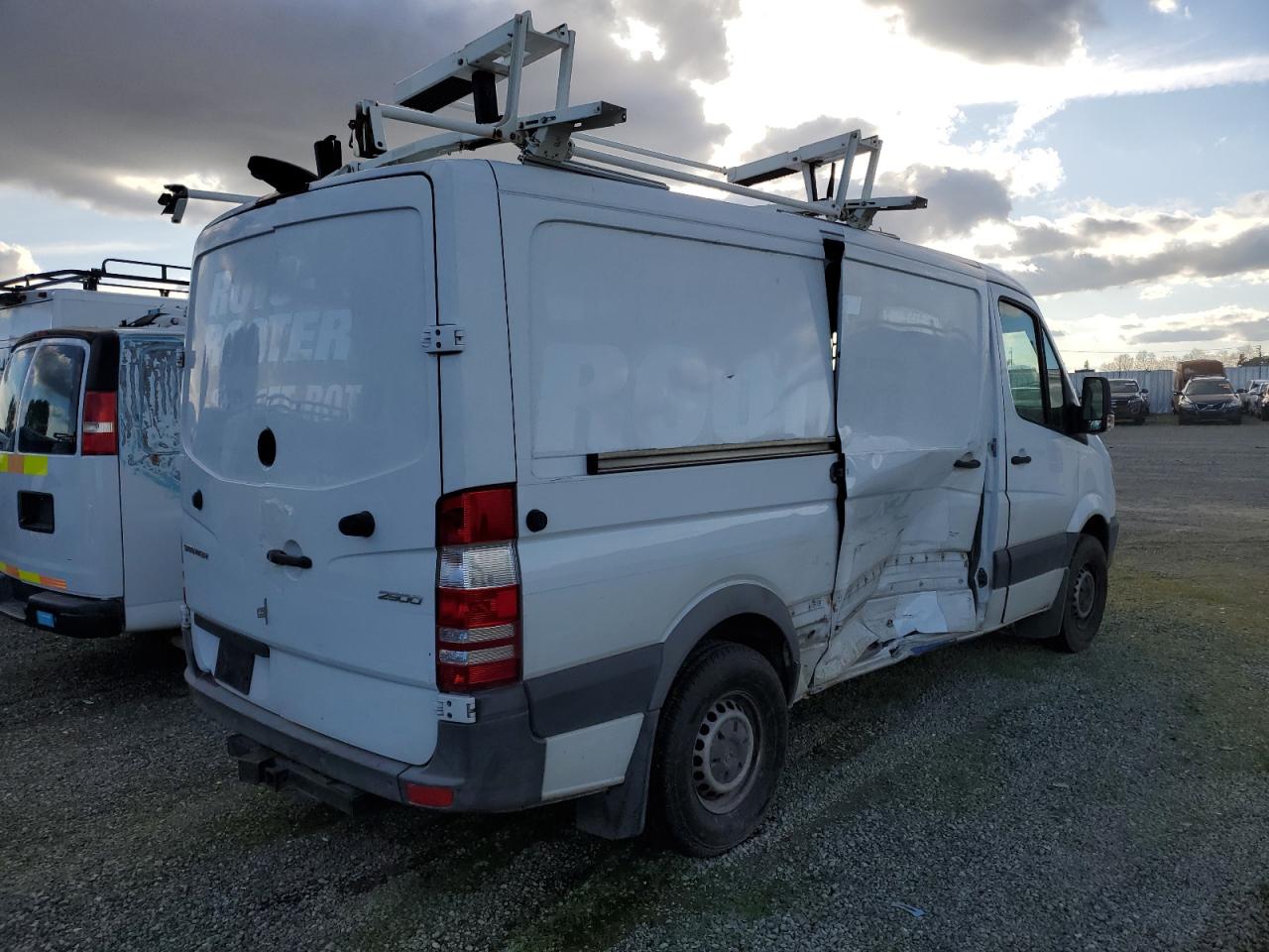 2017 Mercedes-Benz Sprinter - Image 3