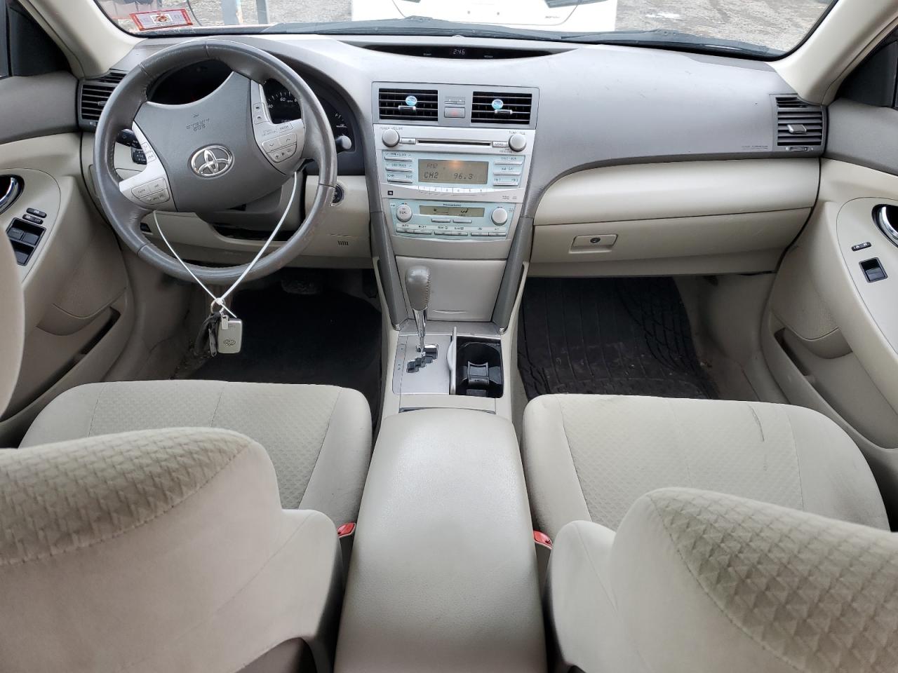 2009 Toyota Camry - Image 8