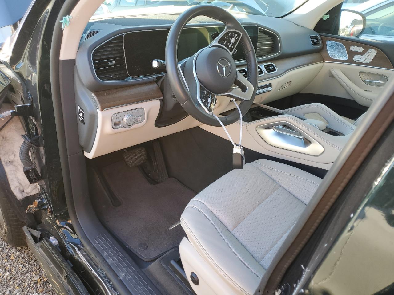 2020 Mercedes-Benz GLE - Image 8