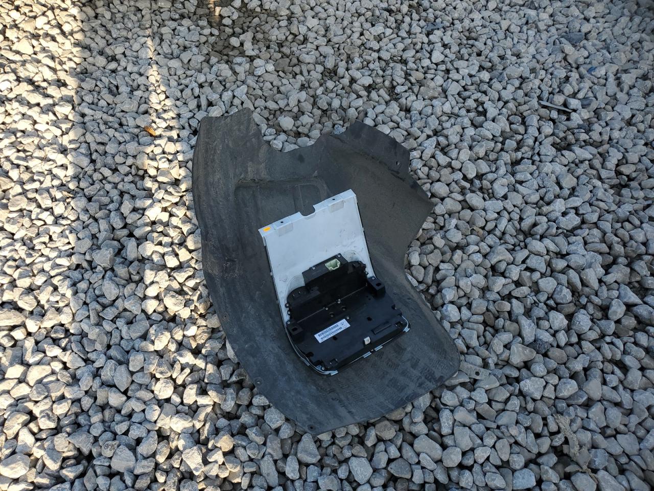 2012 Chevrolet Camaro - Image 12