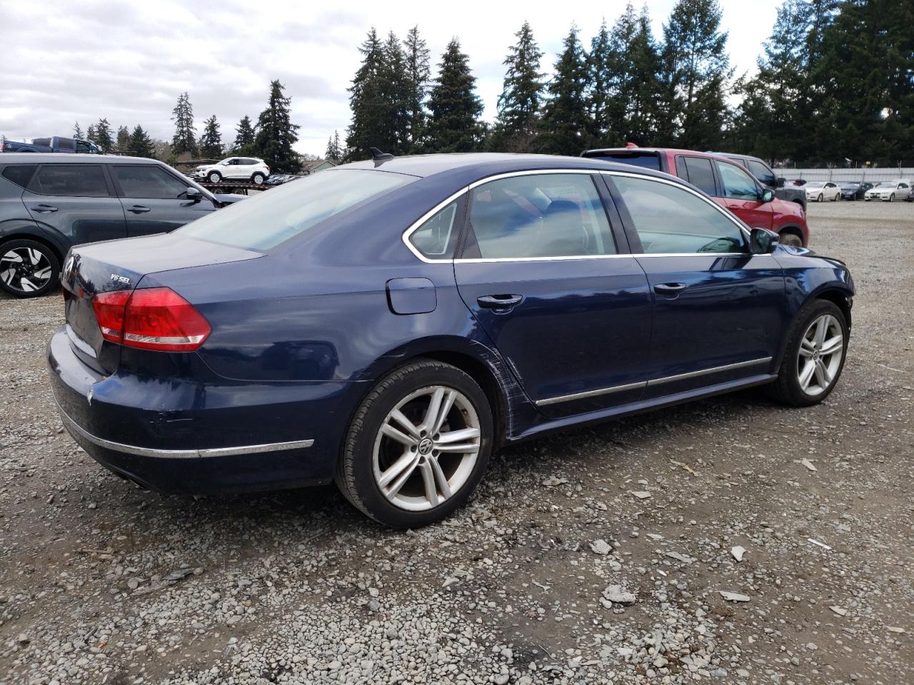 2014 Volkswagen Passat - Image 3