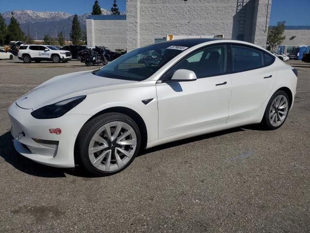  TESLA MODEL 3 2022 Белый