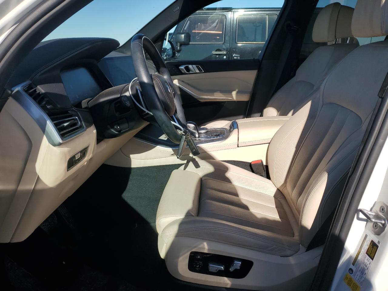 2022 BMW X5 - Image 7