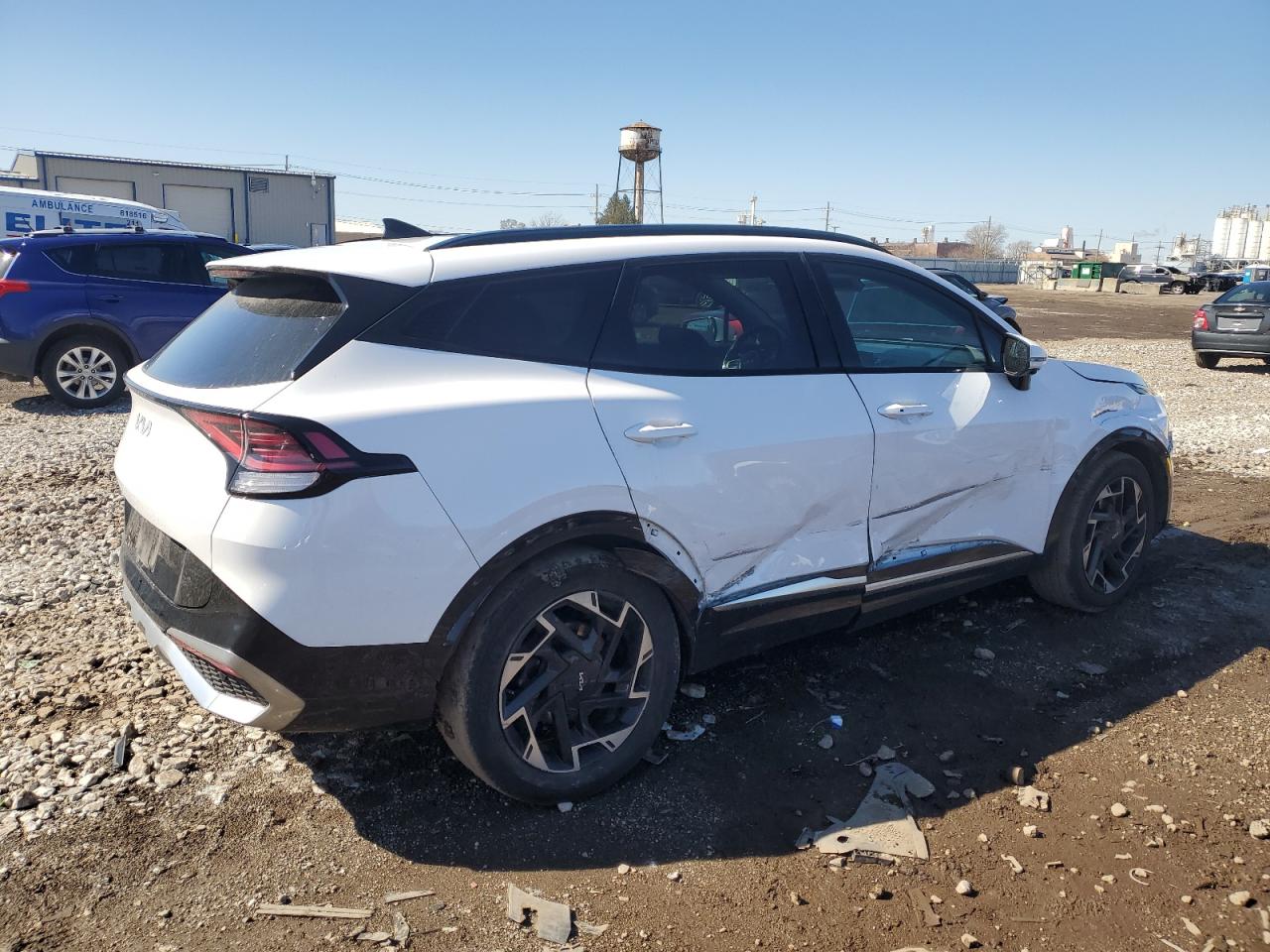 2023 Kia Sportage - Image 3