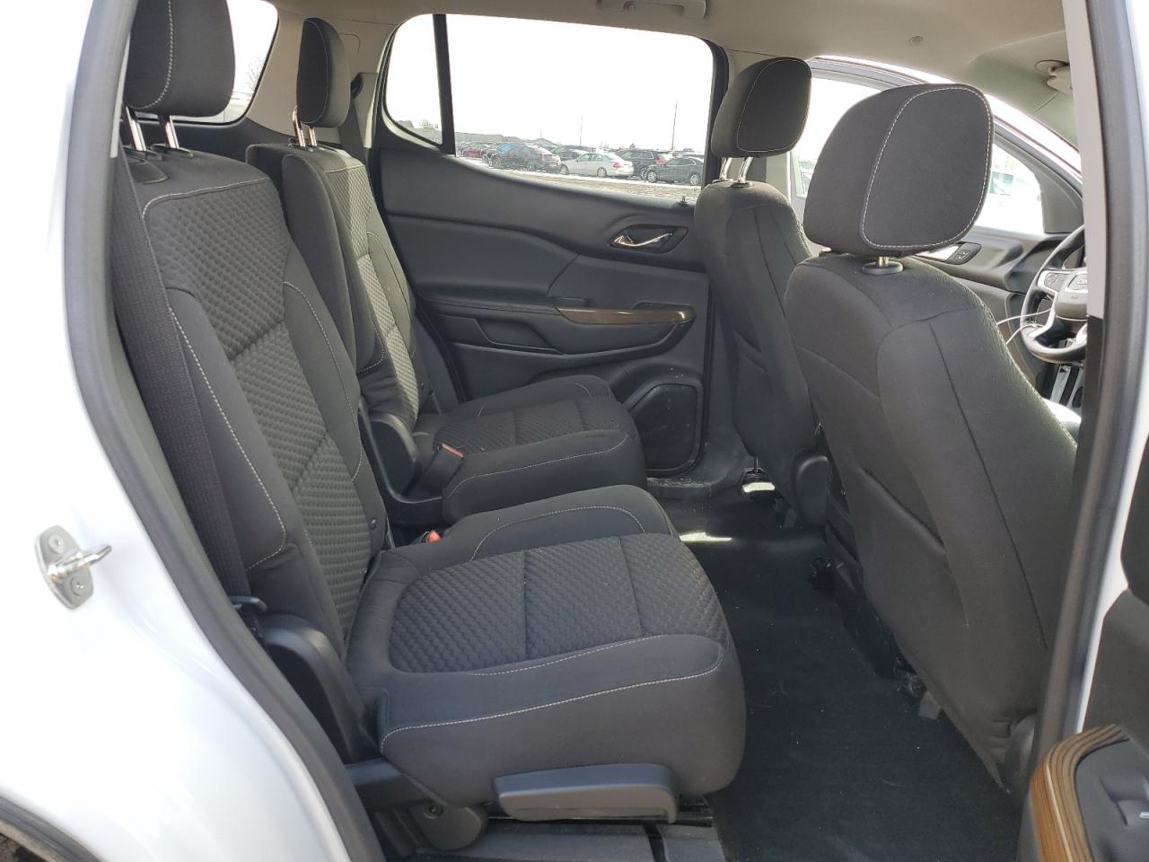 2017 GMC Acadia - Image 11