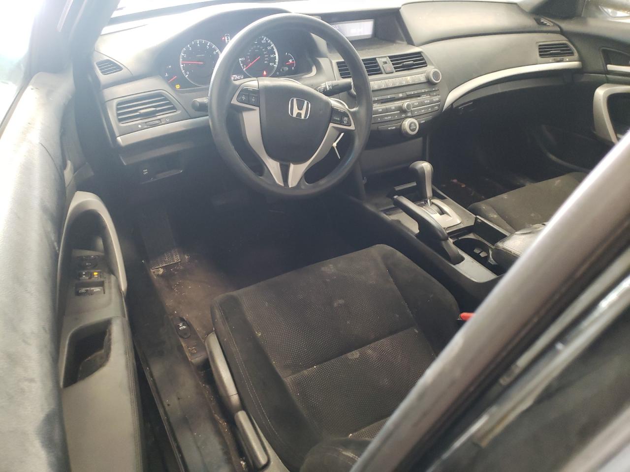 2010 Honda Accord - Image 8