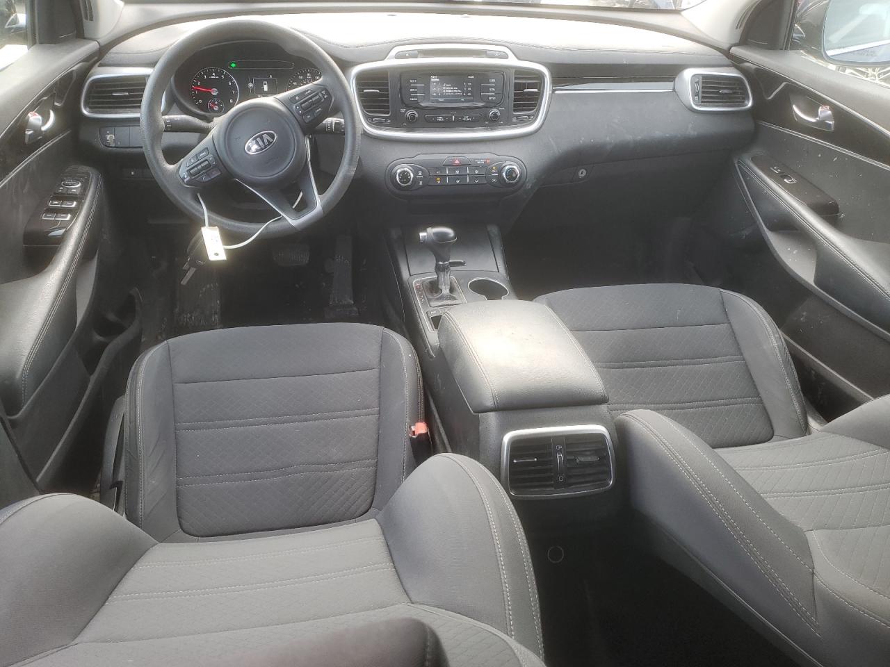 2018 Kia Sorento - Image 8