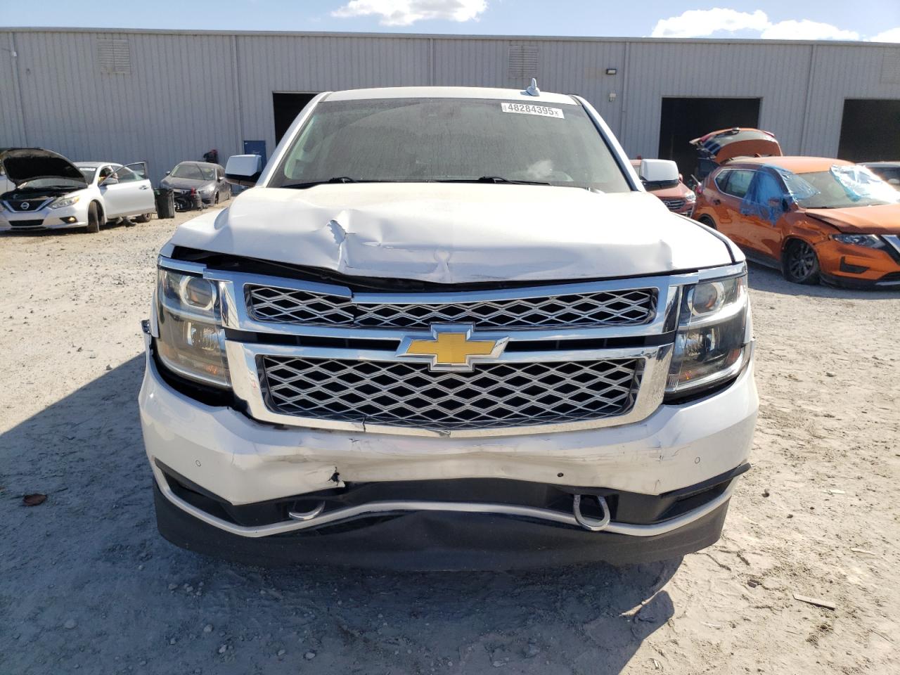 2017 Chevrolet Suburban - Image 5
