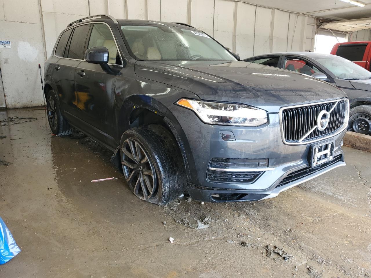 2016 Volvo XC90 - Image 4