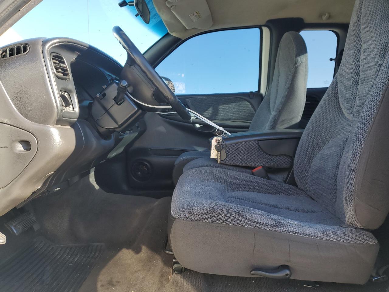 1999 Dodge Dakota - Image 7