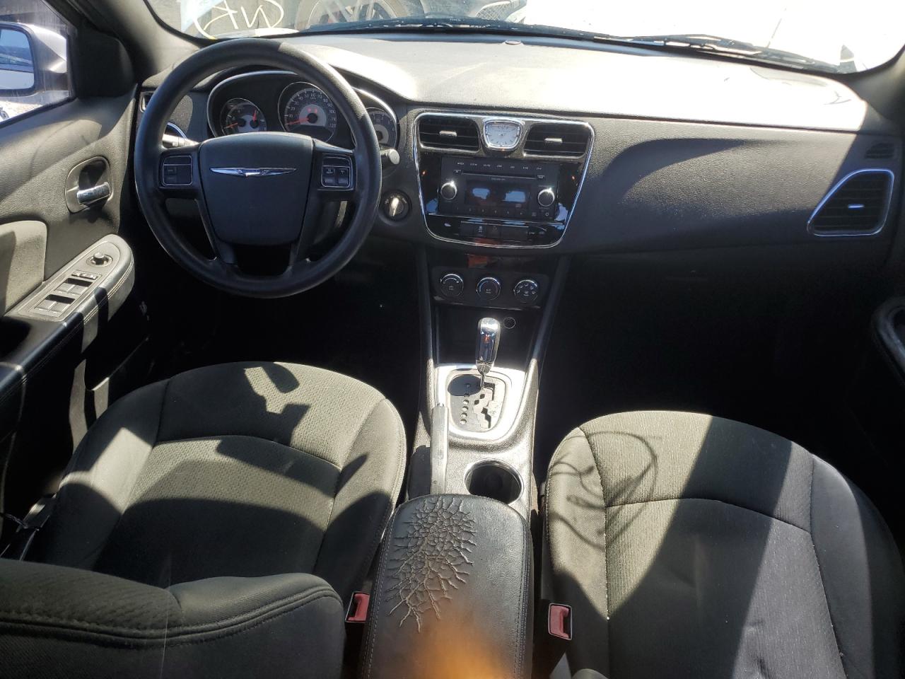 2011 Chrysler 200 - Image 8