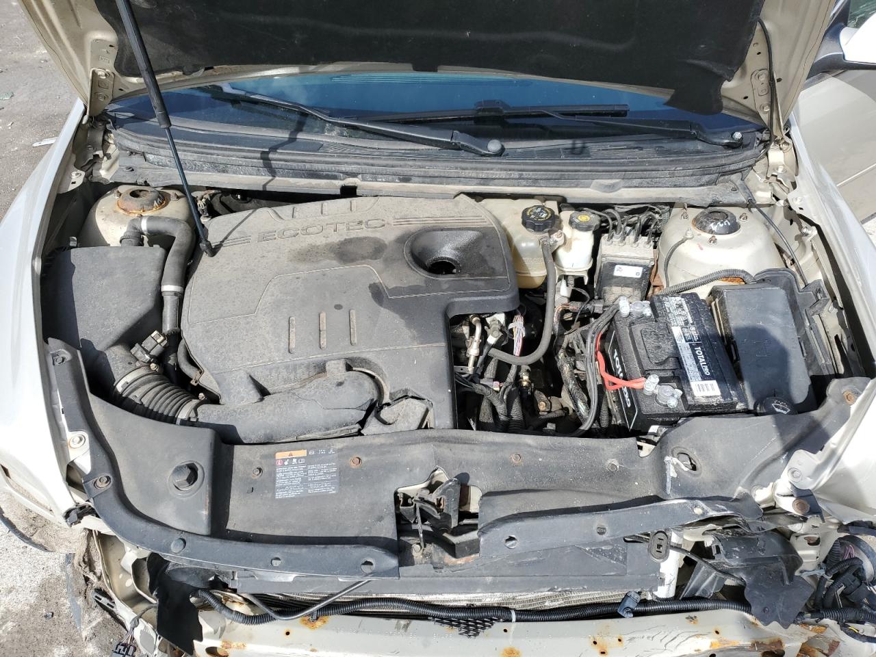 2011 Chevrolet Malibu - Image 13