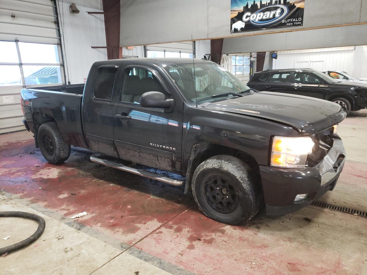 2010 Chevrolet Silverado - Image 4