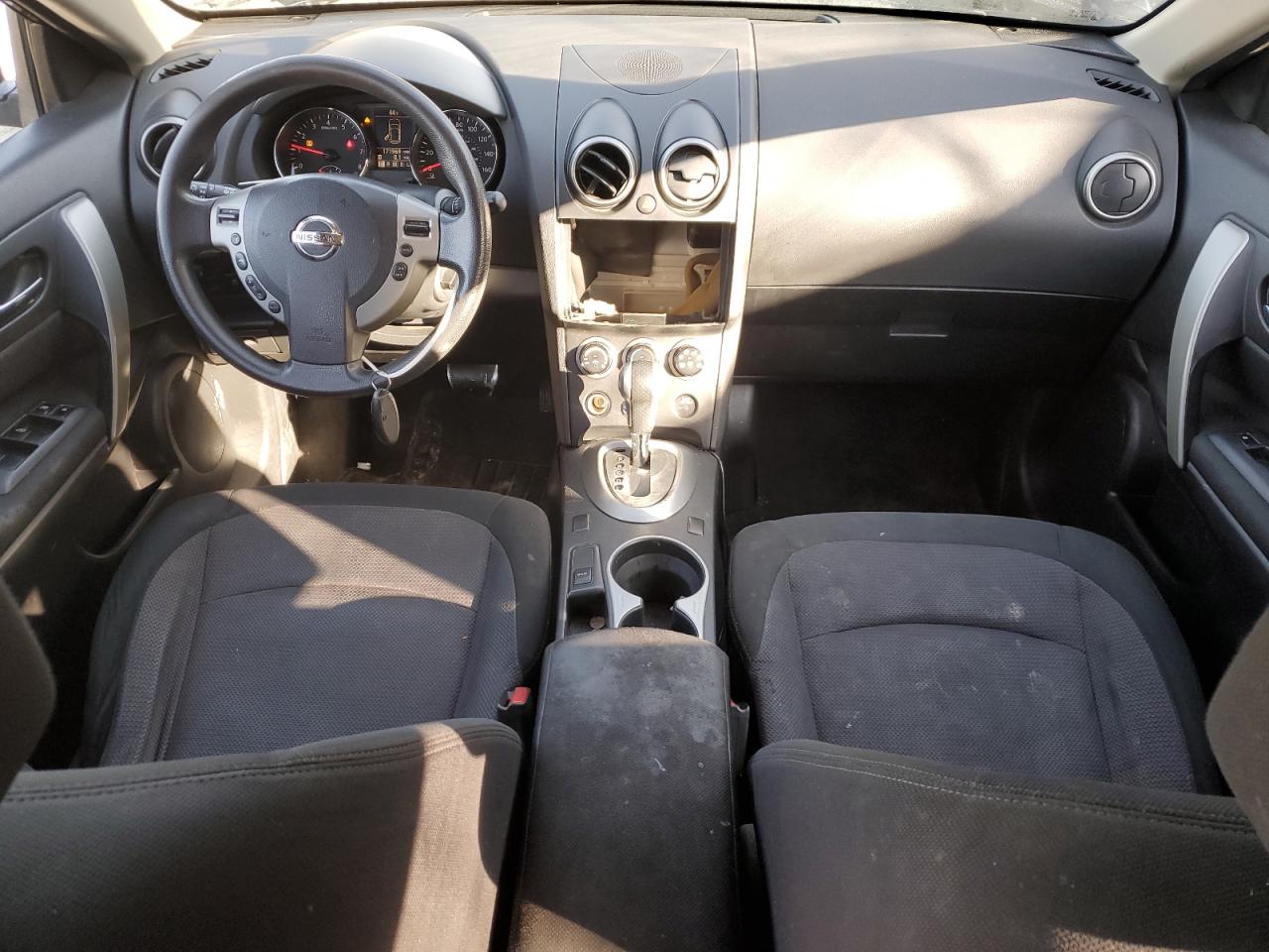 2013 Nissan Rogue - Image 8